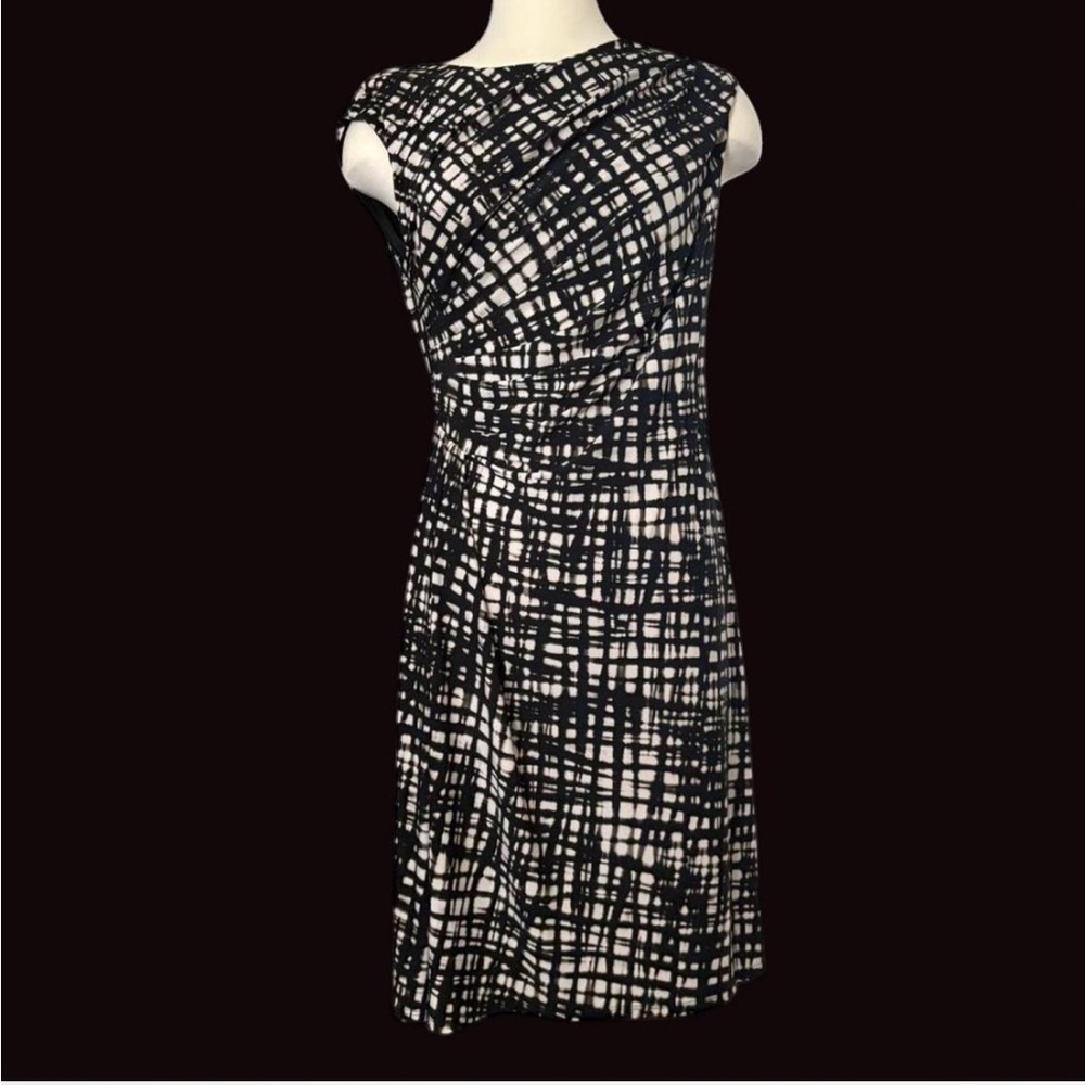 Elegant Black and White Patterned Dress